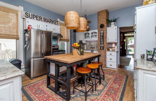 844E0B55-A5C2-4C80-B4D2-7BFC37BC7A67